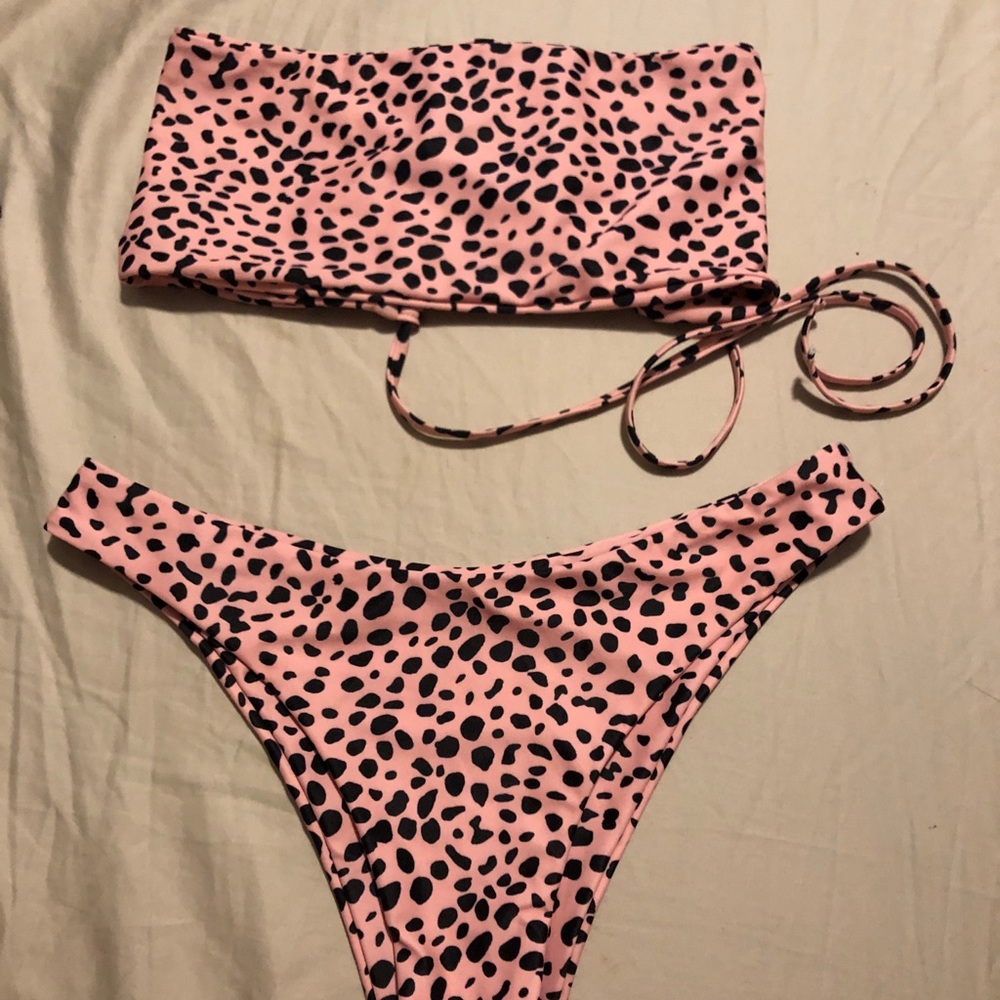 Baby pink leopard bikini